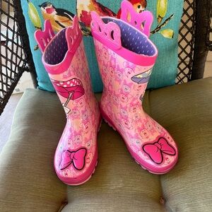 Disney Pink and Purple Minnie Mouse Design